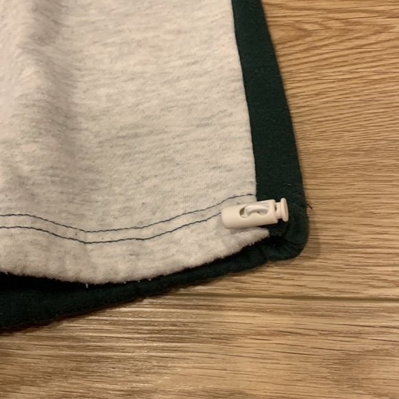 Nice sweatshirt with high neck with zipper • Green & light grey • - Picture 11 of 11
